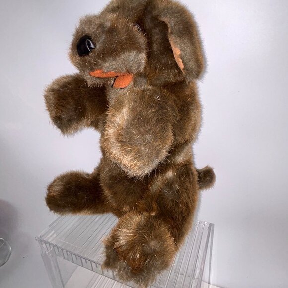 Folkmanis Hand Puppet Sitting Dog Brown Plush 14" with Back Pocket - Picture 1 of 15